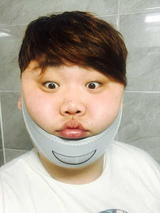 메디미 브이미 업 2스텝 브이라인벨트 — 5점을 준 리뷰어가 2017년 10월 올린 사용 사진