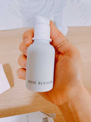 ROSE BLANCHE 로제블랑쉐 인텐시브 수딩 세럼 — 4점을 준 리뷰어가 2019년 7월 올린 사용 사진