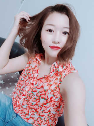 초코무 코스메틱스 초코무 마이허트 립팔레트 — 5점을 준 리뷰어가 2018년 8월 올린 사용 사진
