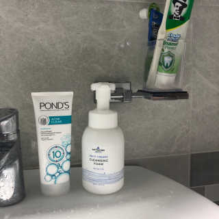 솔테라피 솔티 크리미 클렌징폼 300ml — 1점을 준 리뷰어가 2019년 4월 올린 사용 사진
