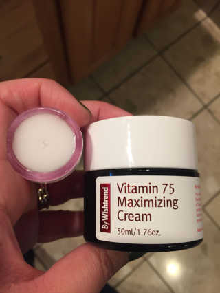 바이 위시트랜드 VITAMIN 75 CREAM — 5점을 준 리뷰어가 2017년 11월 올린 사용 사진