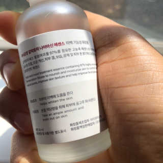 [마녀 공장] 발가락 토미 니아신 에센스 50ml — 5점을 준 리뷰어가 2019년 5월 올린 사용 사진