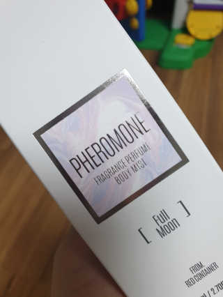 레드컨테이너 페로몬향 퍼퓸 바디미스트 80ml — 3점을 준 리뷰어가 2020년 1월 올린 사용 사진