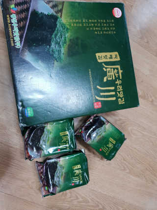 광천우리맛김 한봉지 2~3인분, 아삭하고 향긋한 우리파래식탁김28매 — 5점을 준 리뷰어가 2018년 4월 올린 사용 사진