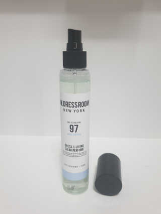 더블유드레스룸 드레스퍼퓸 150ml — 5점을 준 리뷰어가 2018년 12월 올린 사용 사진