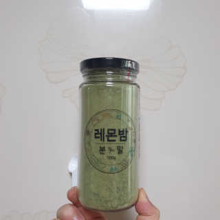초능력 국내산 레몬밤 분말 — 5점을 준 리뷰어가 2019년 8월 올린 사용 사진