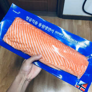 동원산업 항공직송 동원생연어 — 5점을 준 리뷰어가 2019년 7월 올린 사용 사진