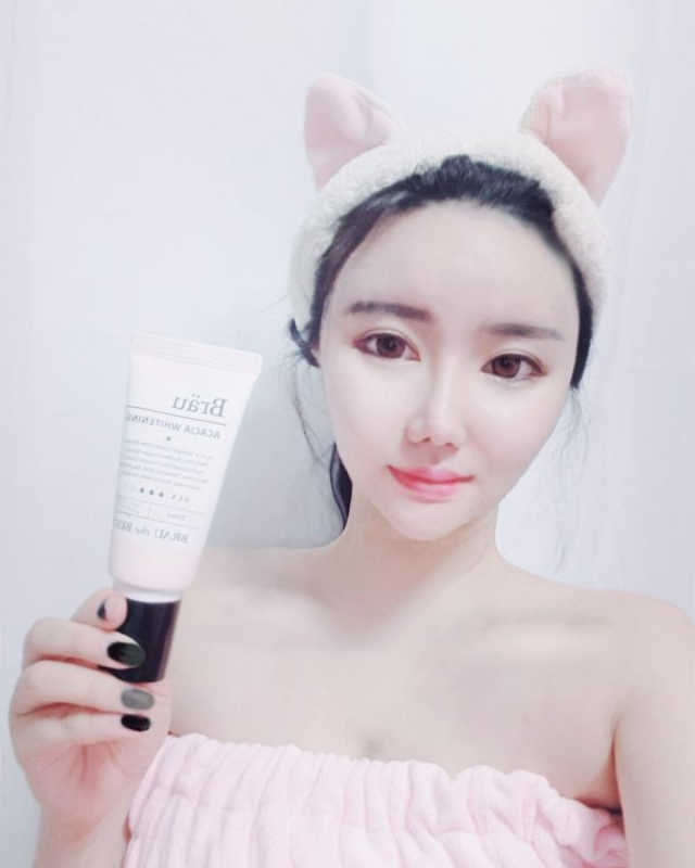 브로이코스메틱 아카시아 화이트닝 미백크림 리뷰 사진