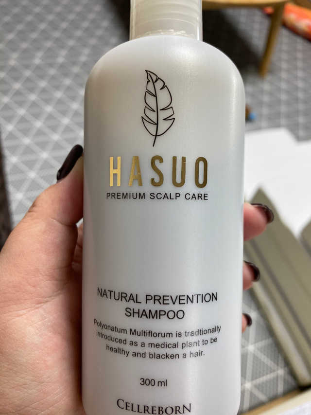 셀리본 하수오 내츄럴 프리벤션 탈모관리 샴푸 300ml 리뷰 사진