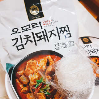 GS25 YOU US  오모리김치돼지찜 — 2.5점을 준 리뷰어가 2018년 3월 올린 사용 사진