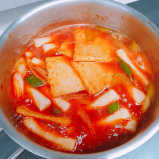 두번째 국떡 국가대표 떡볶이 1팩 + 영미칩 2봉 증정 — 4점을 준 리뷰어가 2019년 2월 올린 사용 사진