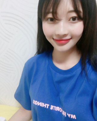 데이라이프 My favorite thing 1/2 shirts — 3.5점을 준 리뷰어가 2016년 7월 올린 사용 사진