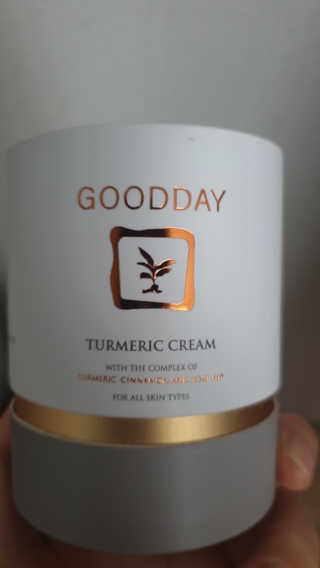 GoodDay Skincare GoodDay 강황크림 50g — 5점을 준 리뷰어가 2020년 1월 올린 사용 사진