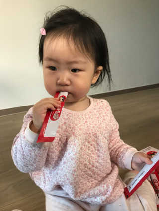 메이준뉴트리 박경호의 어린이 홍삼 홍통령젤리 30포 — 5점을 준 리뷰어가 2018년 4월 올린 사용 사진