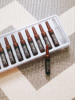 고려은단 메가도스 동안피부 필수품 ! 고함량 순수 비타민C 20% 앰플 — 4점을 준 리뷰어가 2016년 10월 올린 사용 사진