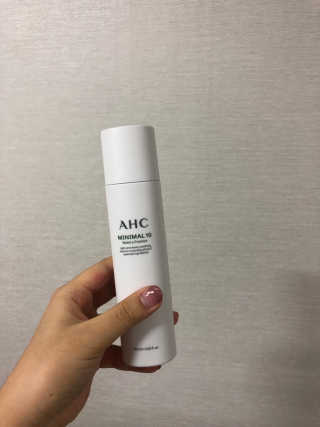 AHC 에이 에이치 씨 미니멀 10 워터리 에센스 — 5점을 준 리뷰어가 2018년 12월 올린 사용 사진