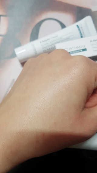 셀라피 에이리페어플러스크림 — 4.67점을 준 리뷰어가 2018년 4월 올린 사용 사진