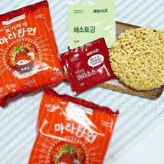 [풀무원] 포기하지 마라탕면 — 4점을 준 리뷰어가 2019년 7월 올린 사용 사진