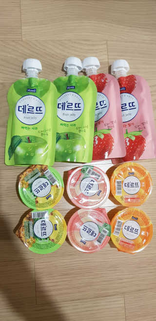 데르뜨 떠먹는 과일 3종, 짜먹는 과일 2종 총 10개 체험 — 5점을 준 리뷰어가 2020년 3월 올린 사용 사진