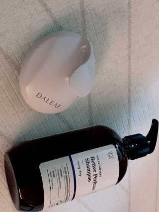 달리프 베러 퍼퓸 샴푸 1000ml 레이니데이 or 일랑로즈 — 5점을 준 리뷰어가 2020년 1월 올린 사용 사진
