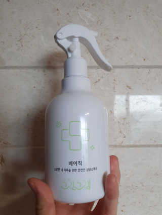 그린그램 베이직 뿌리는 살균 소독제 살균소독수 — 5점을 준 리뷰어가 2020년 3월 올린 사용 사진