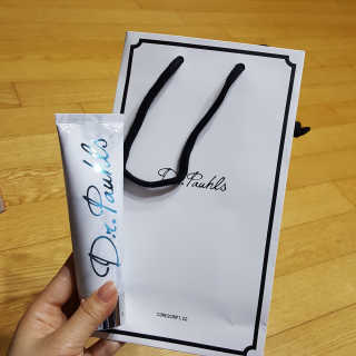 큐어스크립트 닥터폴스 치약 바닐블랙티향 — 4.67점을 준 리뷰어가 2018년 3월 올린 사용 사진