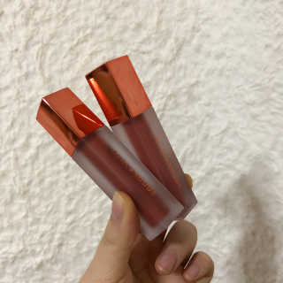 [블랙루즈] 에어 핏 벨벳 틴트3 택1+랜덤1 — 4점을 준 리뷰어가 2019년 3월 올린 사용 사진