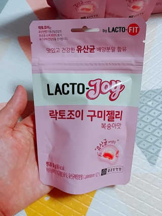 락토조이 구미젤리 복숭아맛 — 4.5점을 준 리뷰어가 2019년 6월 올린 사용 사진
