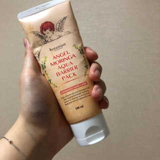 보타미안  엔젤모링가 아쿠아베리어 팩 — 5점을 준 리뷰어가 2018년 5월 올린 사용 사진