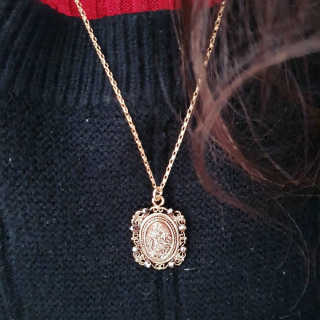 쥬얼카운티 92.5 Silver Byzantine Coin Pendant Necklace — 5점을 준 리뷰어가 2018년 11월 올린 사용 사진