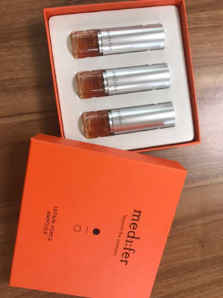 메디페르루테인앰플 3종 — 4.5점을 준 리뷰어가 2019년 8월 올린 사용 사진