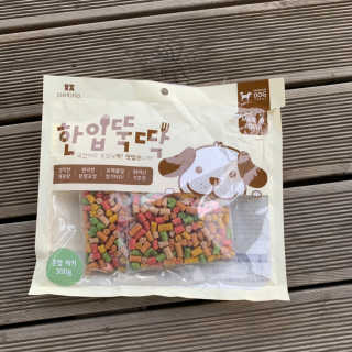 펫토리아 한입뚝딱 국내산 강아지간식 BEST 5종 — 5점을 준 리뷰어가 2019년 5월 올린 사용 사진