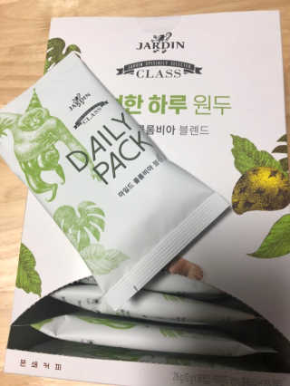 (주)쟈뎅 [쟈뎅] 클래스 신선한 하루 원두+여과지 SET — 5점을 준 리뷰어가 2019년 3월 올린 사용 사진