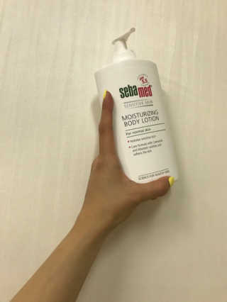 세바메드 모이스처라이징 바디로션 400ml — 5점을 준 리뷰어가 2019년 7월 올린 사용 사진