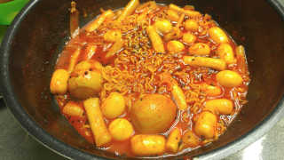 미쓰리떡볶이 just 10 min 패키지 — 3.5점을 준 리뷰어가 2018년 5월 올린 사용 사진