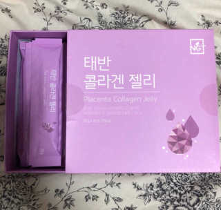 네츄럴굿띵스 태반 콜라겐 젤리 15포 — 5점을 준 리뷰어가 2018년 11월 올린 사용 사진