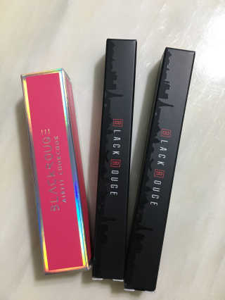 [블랙루즈] 에어 핏 촉촉틴트 + 크리미 벨벳 립크레용 — 4.83점을 준 리뷰어가 2018년 7월 올린 사용 사진