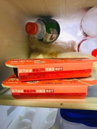 랭킹닭컴 러브잇 닭가슴살 통밀곤약떡볶이 혼합맛 5팩 — 5점을 준 리뷰어가 2019년 12월 올린 사용 사진