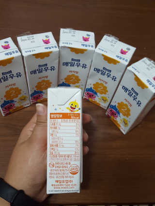 매일우유 멸균 매일우유 저지방 2프로 멸균 핑크퐁 에디션 6입 — 5점을 준 리뷰어가 2017년 12월 올린 사용 사진