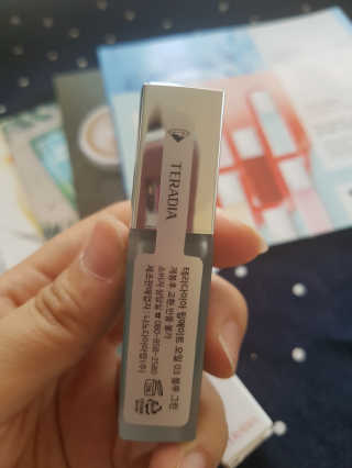 테라다이아 립 메이트 오일 — 4.83점을 준 리뷰어가 2018년 6월 올린 사용 사진