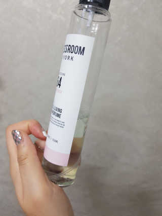 더블유드레스룸 드레스퍼퓸 150ml — 4.67점을 준 리뷰어가 2018년 10월 올린 사용 사진