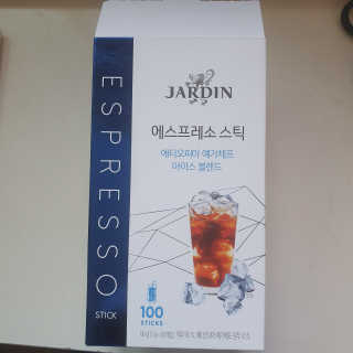 (주)쟈뎅 [쟈뎅] 에스프레소스틱 아이스블렌드 — 5점을 준 리뷰어가 2019년 5월 올린 사용 사진