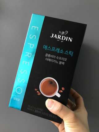 (주)쟈뎅 쟈뎅 에스프레소 스틱 아메리카노 블랙 — 4.67점을 준 리뷰어가 2018년 10월 올린 사용 사진