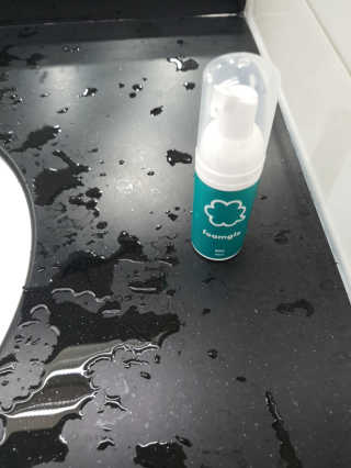 폼글 I foamgle [폼글] 거품가글 50ml 3종 - 민트, 라벤더, 라즈베리 — 5점을 준 리뷰어가 2019년 11월 올린 사용 사진