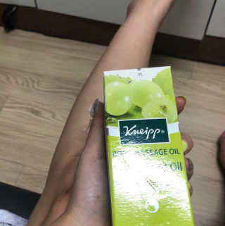 [크나이프] 그레이프씨드 슬리밍 마사지오일 100ml — 5점을 준 리뷰어가 2019년 8월 올린 사용 사진
