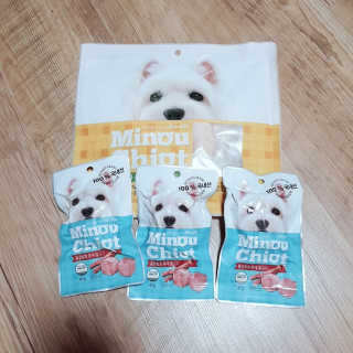 미누시아 촉촉한 닭안심 + 홍삼발효 훈제 말고기 — 4.5점을 준 리뷰어가 2018년 5월 올린 사용 사진
