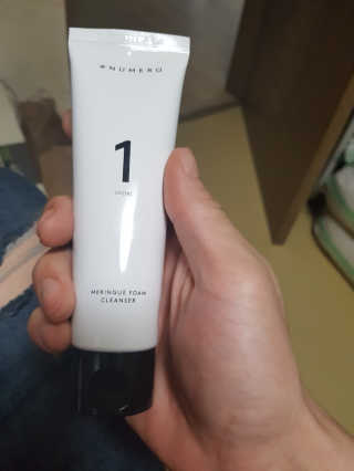 누메로 1 머랭 폼 클렌저 — 4점을 준 리뷰어가 2018년 3월 올린 사용 사진