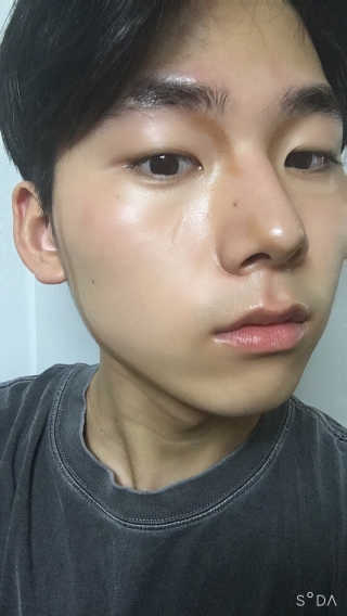 다슈코리아 다슈 맨즈 듀얼 트릭 스틱 + 폼클렌징 30ml — 5점을 준 리뷰어가 2020년 2월 올린 사용 사진