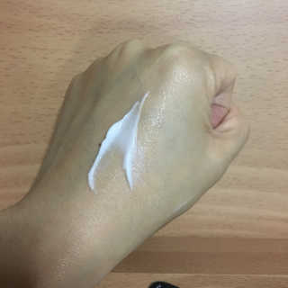 글로우힐 퓨어 필 하이드레이트 크림 — 4.33점을 준 리뷰어가 2018년 10월 올린 사용 사진