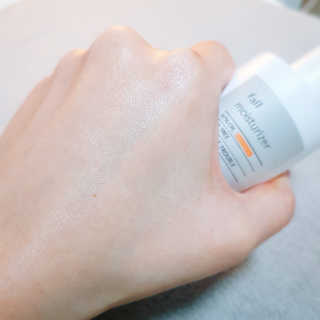 코스테일러 시즌케어_스프링, 썸머, 폴, 윈터 모이스처라이저 — 5점을 준 리뷰어가 2019년 2월 올린 사용 사진